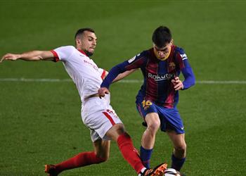 لاعب إشبيلية أهدرنا الفوز أمام برشلونة بضياع ركلة الجزاء