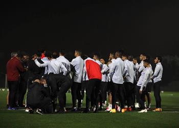 مران الأهلي الشحات وأفشة ينتظمان في التدريبات الجماعية وموسيماني يحاضر اللاعبين