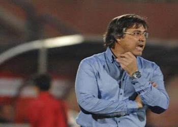 أشرف قاسم الزمالك قادر على الفوز أمام الترجي واعتلاء قمة مجموعته