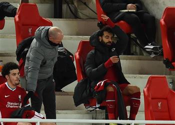 كلوب يوضح سبب استبدال محمد صلاح أمام تشيلسي ويعلق على رد فعله