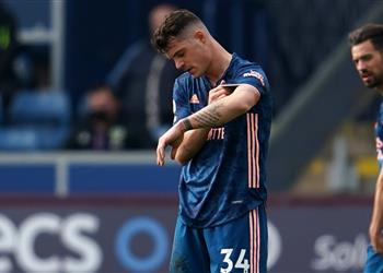 تشاكا يعتذر لجماهير آرسنال عن هدف بيرنلي أشعر مثلكم بالإحباط