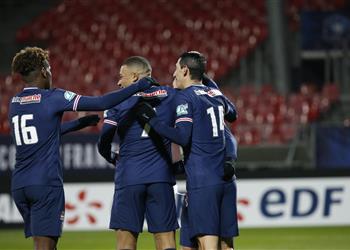 فيديو ثنائية مبابي تقود باريس سان جيرمان إلى ثمن نهائي كأس فرنسا بتخطي بريست