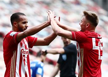 بمشاركة كوكا أولمبياكوس يعود لسكة الانتصارات بثلاثية في لاميا