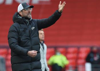 كلوب أعيش أسوأ فتراتي مع ليفربول ولا أفكر في المراكز الأربعة الأولى