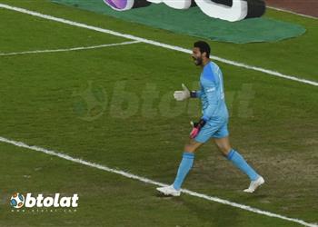 محمد الشناوي يغيب عن مباراة الأهلي القادمة للإيقاف