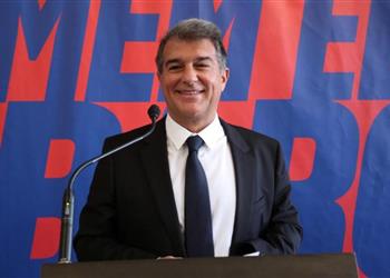 موندو ديبورتيفو تكشف هوس لابورتا بصفقات برشلونة القوية في الميركاتو الصيفي