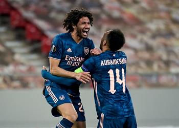 جماهير آرسنال عن هدف محمد النني أمام أولمبياكوس بيرلو المصري الذي لا ي هدر تسديداته