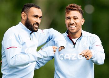 أستون فيلا عن تريزيجيه والمحمدي قبل مواجهة نيوكاسل فخر الكرة المصرية