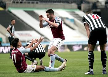 فيديو نيوكاسل يخدم ليفربول ويتعادل إيجابي ا مع أستون فيلا في الدوري الإنجليزي