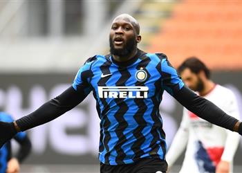 لاجازيتا تكشف موقف لوكاكو من الانتقال إلى مانشستر سيتي في الصيف