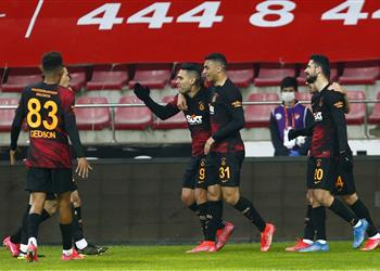 فيديو بمشاركة مصطفى محمد جالطة سراي يعود للانتصارات بثلاثية أمام قيصري سبور في الدوري التركي