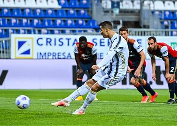 فيديو كريستيانو رونالدو يرفض الحديث للإعلام الإيطالي بعد مباراة يوفنتوس وكالياري