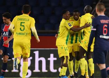 تقارير تكشف هوية لاعب باريس سان جيرمان الثاني الذي تعرض منزله لسطو مسلح