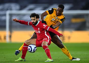 فيديو الحكم يلغي هدف ا لـ محمد صلاح في مباراة ليفربول وولفرهامبتون