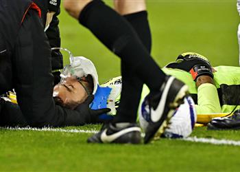 مدرب ولفرهامبتون يعلن تطورات إصابة باتريسيو الخطيرة أمام ليفربول