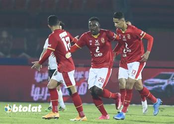 الخطيب ي ضاعف مكافأة الفوز للاعبي الأهلي بعد ثلاثية فيتا كلوب