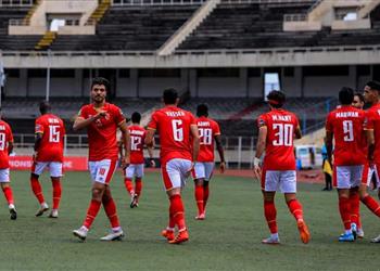 فتحي مبروك مدرب فيتا كلوب ساهم في فوز الأهلي الكبير خارج الديار