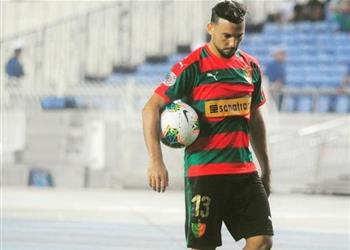 مدافع مولودية الجزائر لـ بطولات سنواجه الزمالك في المحكمة ولا بديل عن الفوز