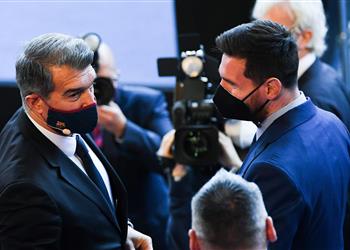 بارتوميو وروسيل وميسي يظهرون في حفل تنصيب لابورتا رئيس ا لـ برشلونة