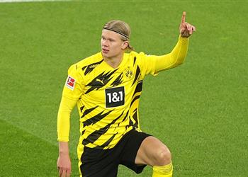 أمام أنظار ريال مدريد وبرشلونة رايولا يتحكم في مستقبل هالاند بالميركاتو الصيفي