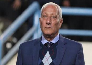 لجنة إدارة الزمالك النادي منقسم لجبهات ولم يتبرع أحد و11 لاعب ا تلقوا عروض ا للرحيل