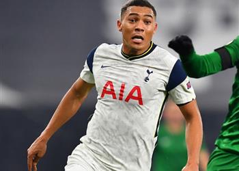 تقارير تكشف موقف توتنهام من بقاء كارلوس فينيسيوس