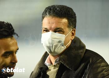 إيهاب جلال يودع لاعبي مصر المقاصة قبل قيادة الإسماعيلي