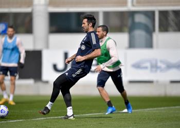 قائمة يوفنتوس لمباراة بينفينتو 5 غيابات وعودة بوفون وبينتانكور