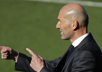 ديشامب يفتح الباب أمام زيدان لقيادة منتخب فرنسا بعد رحيله