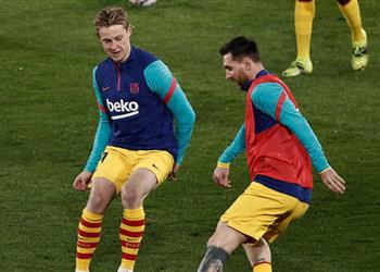 ميسي ودي يونج مهددان بالغياب عن الكلاسيكو أمام ريال مدريد