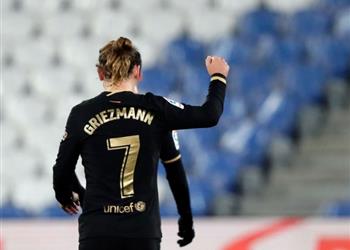 جريزمان بعد سداسية برشلونة كومان يتحمل تكاليف حفل عيد الميلاد