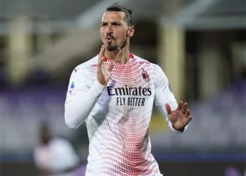 إبراهيموفيتش زملائي في ميلان مثل أطفالي ومتفائل بشأن تجديد عقدي