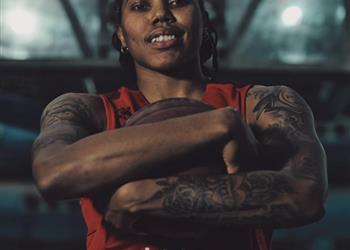 الأهلي يتعاقد مع الأمريكية روبن باركس لتدعيم سيدات السلة