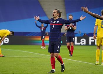 جريزمان يعلق على معادلة رقم تريزيجيه في مباراة فرنسا وأوكرانيا