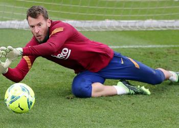 برشلونة يفكر في بيع نيتو وتطبيق سياسة لابورتا