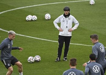 بسبب حالة كورونا مباراة ألمانيا وأيسلندا في تصفيات كأس العالم مهددة بالإلغاء