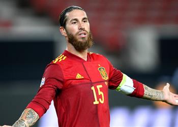 تشكيل إسبانيا أمام اليونان راموس يقود الدفاع وموراتا في الهجوم