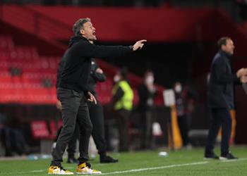 إنريكي بعد تعادل إسبانيا واليونان النتيجة لم تعجبني ولن أعلق على اللقطات المثيرة للجدل