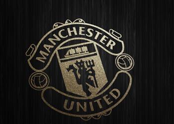 مانشستر يونايتد ينعى ضحايا حادث قطاري سوهاج