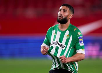 هدف ليفربول آرسنال يدرس التعاقد مع نبيل فقير