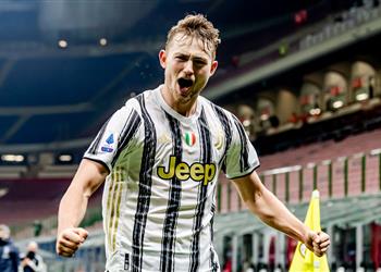 دي ليخت حالة فان دايك جيدة وقرار مشاركته في يورو 2020 يعود له