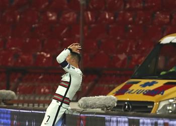 مدافع البرتغال السابق ينتقد رونالدو ما فعله أمام صربيا غير مقبول لم يكن قدوة