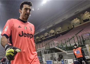 لاجازيتا بوفون يدرس خوض تجربة جديدة خارج إيطاليا قبل الاعتزال