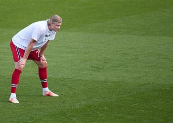 سبورت تفاؤل في برشلونة بشأن التعاقد مع هالاند