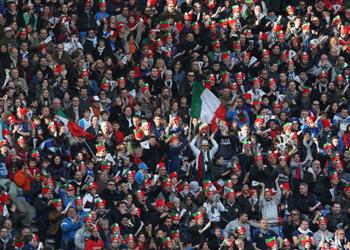 إيطاليا تسعى لحضور الجماهير إلى ملاعبها قبل يورو 2020