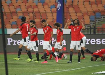 فيديو محمد صلاح يقود مصر للفوز على جزر القمر برباعية نظيفة وتصدر مجموعتها في تصفيات إفريقيا