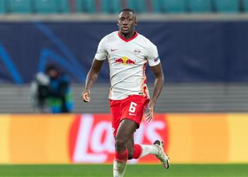 بعد اهتمام ليفربول لايبزيج يحسم مصير كوناتي