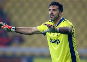 رسمي ا إيقاف بوفون وغيابه عن مباراة يوفنتوس وتورينو بتهمة ازدراء الأديان