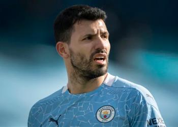 ناد إنجليزي جديد ينضم للصراع على ضم أجويرو