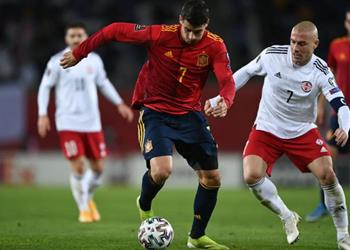 تشكيل إسبانيا أمام كوسوفو في تصفيات كأس العالم موراتا وأولمو يقودان الهجوم